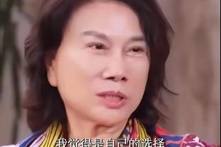 56岁？张镇麟妈妈在女篮训练结束后随手投三分空心两连中