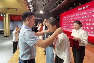 考辛斯谈4届DPOY戈贝尔：若他防守好就不会被教练换下场 这没道理